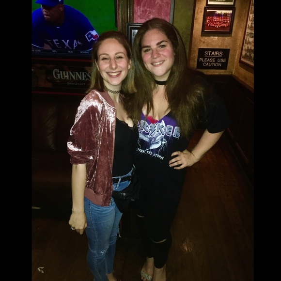 ❌[SOLD]❌ NWT - Missguided black cut out graphic T-shirt - Picture 5 of 6